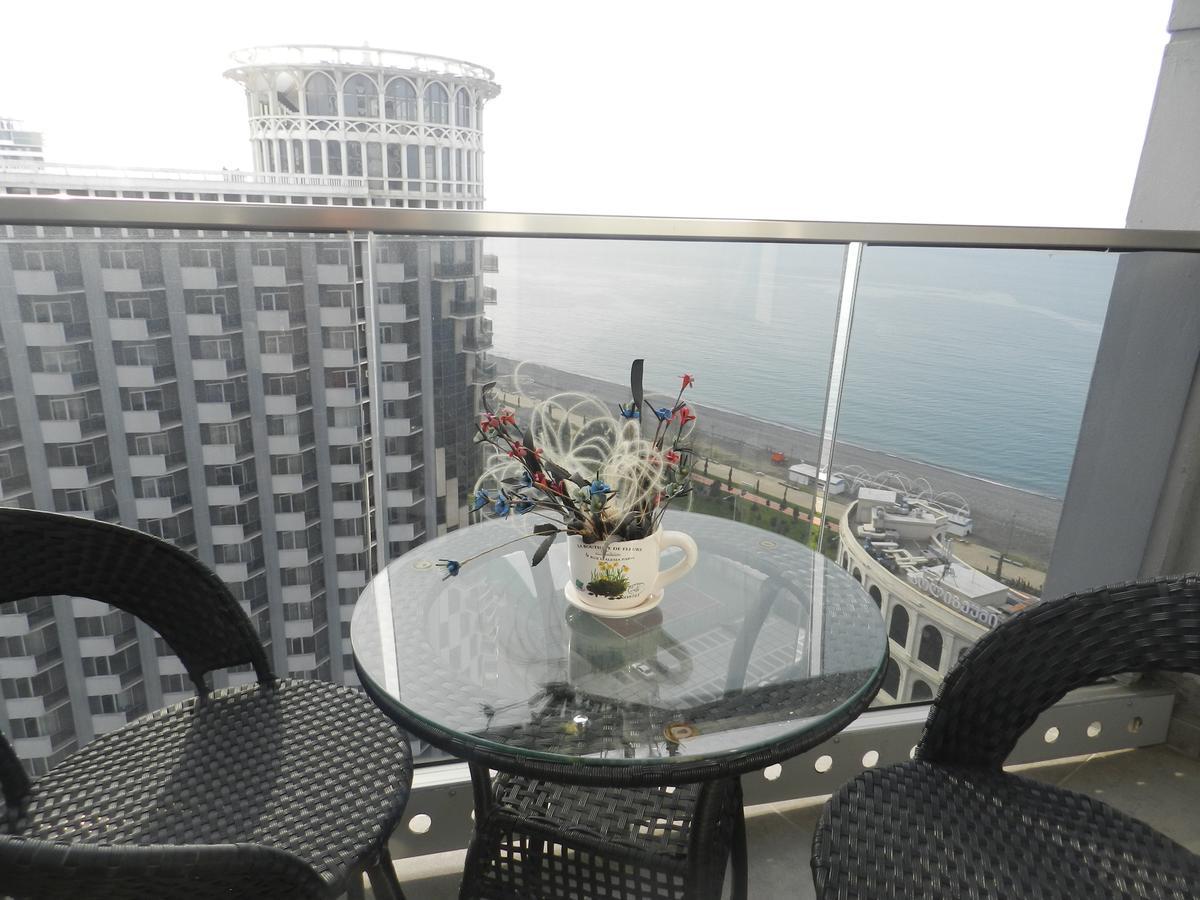 Apartment Orbi Dado Batumi Exterior foto